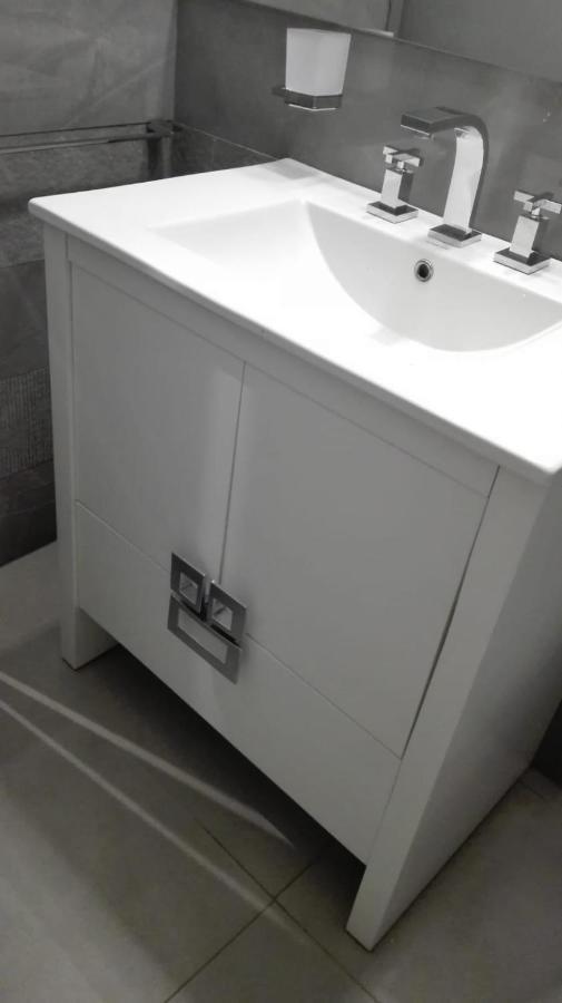 Apartament Departamento Centrico, Pasos Peatonal Mendoza Zewnętrze zdjęcie